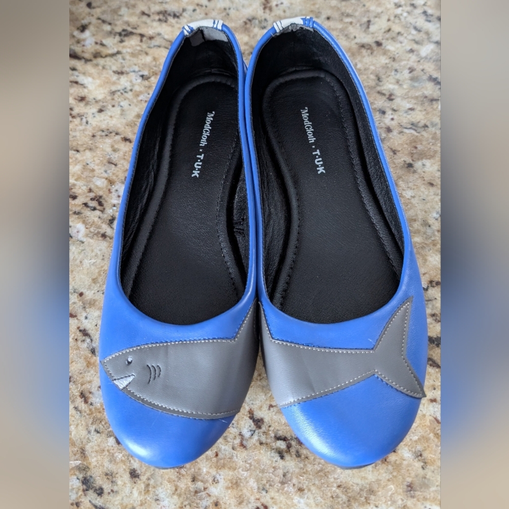 T.U.K Blue and Gray Flats Minimalist Slip-On Design
